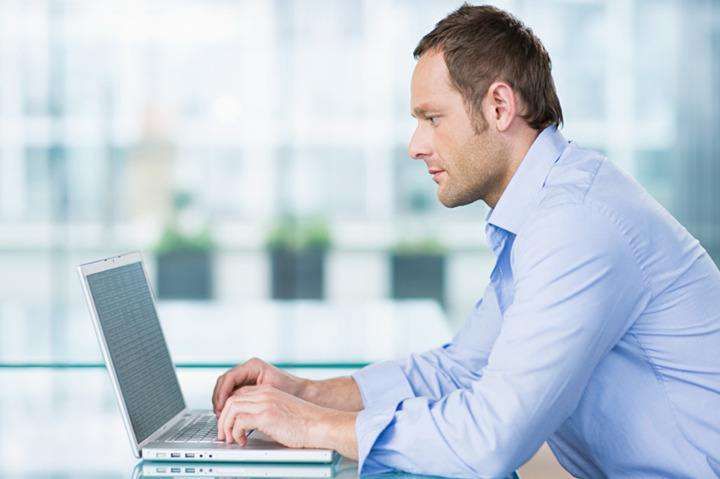 注冊商行和注冊公司兩種公司需要承擔的責任有哪些